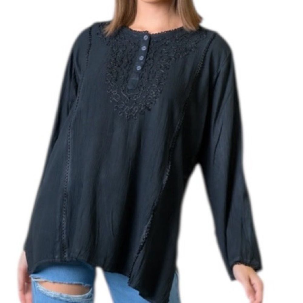 🆕 Rhea Women's Black Embroidered Boho Tunic Top - One Size